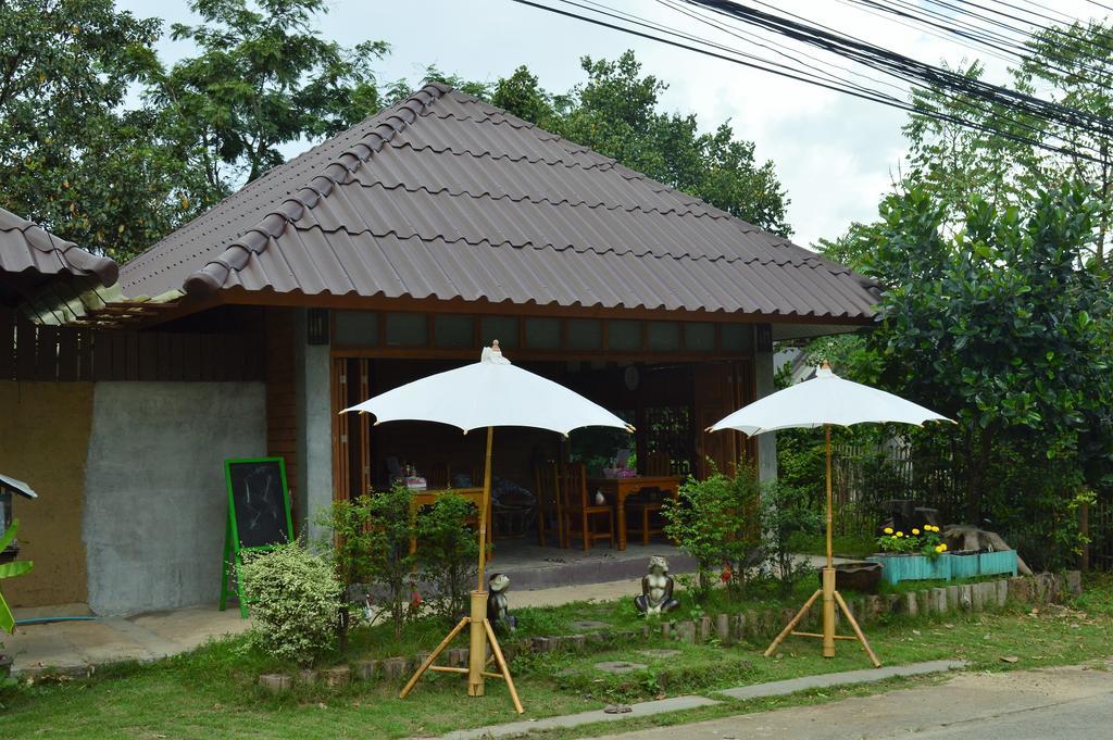 Monkey House Hotel Pai Luaran gambar