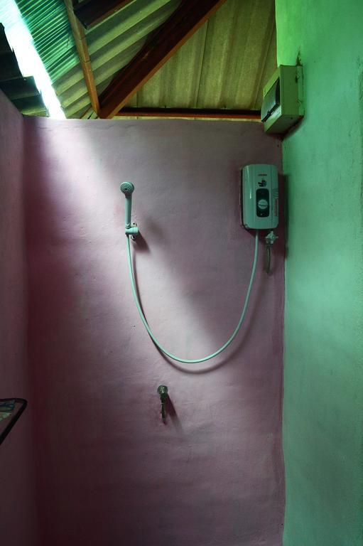 Monkey House Hotel Pai Luaran gambar